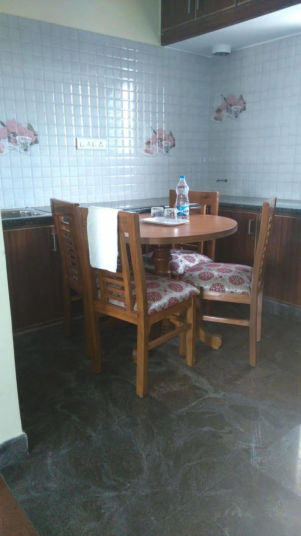 Bed and Breakfast Sr Comfort Yelahanka Экстерьер фото